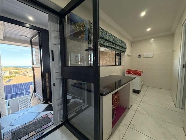 4 Bedroom Property for Sale in Monte Christo Western Cape